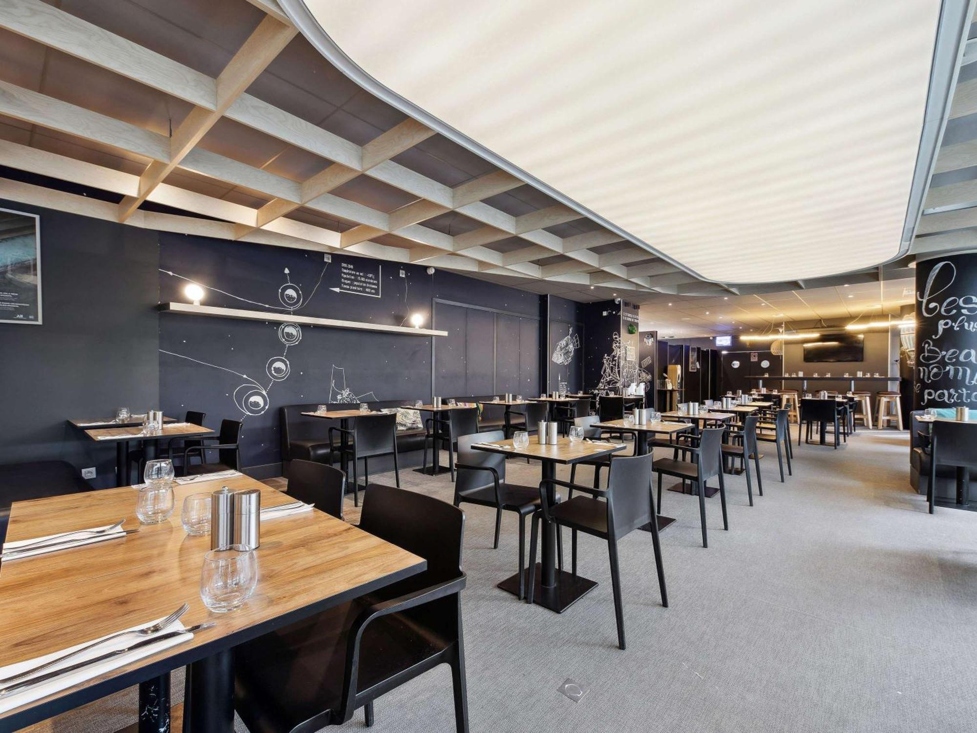 Hotel Ibis Styles Paris Charles De Gaulle Airport Le Mesnil-Amelot Esterno foto