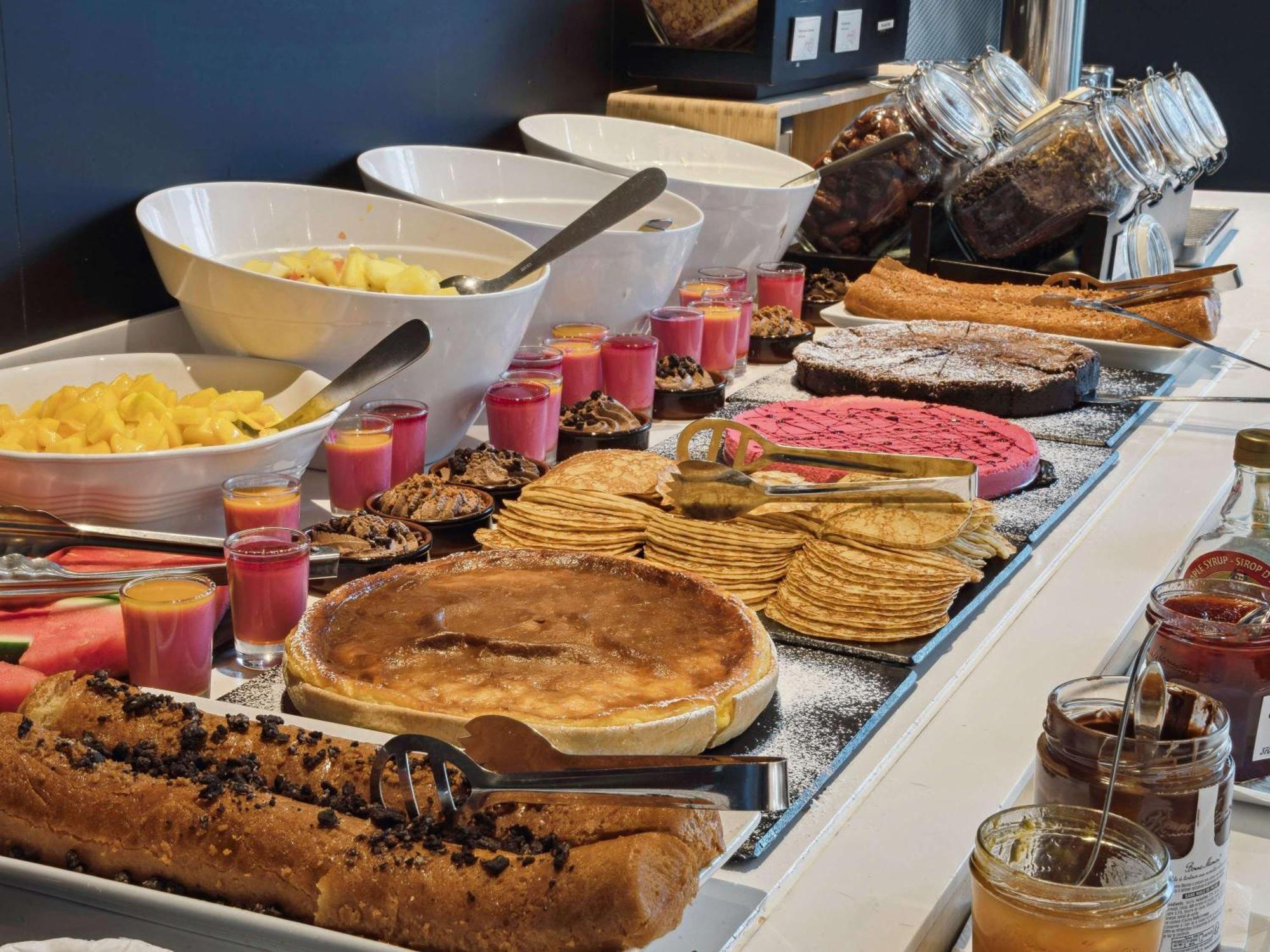 Hotel Ibis Styles Paris Charles De Gaulle Airport Le Mesnil-Amelot Esterno foto