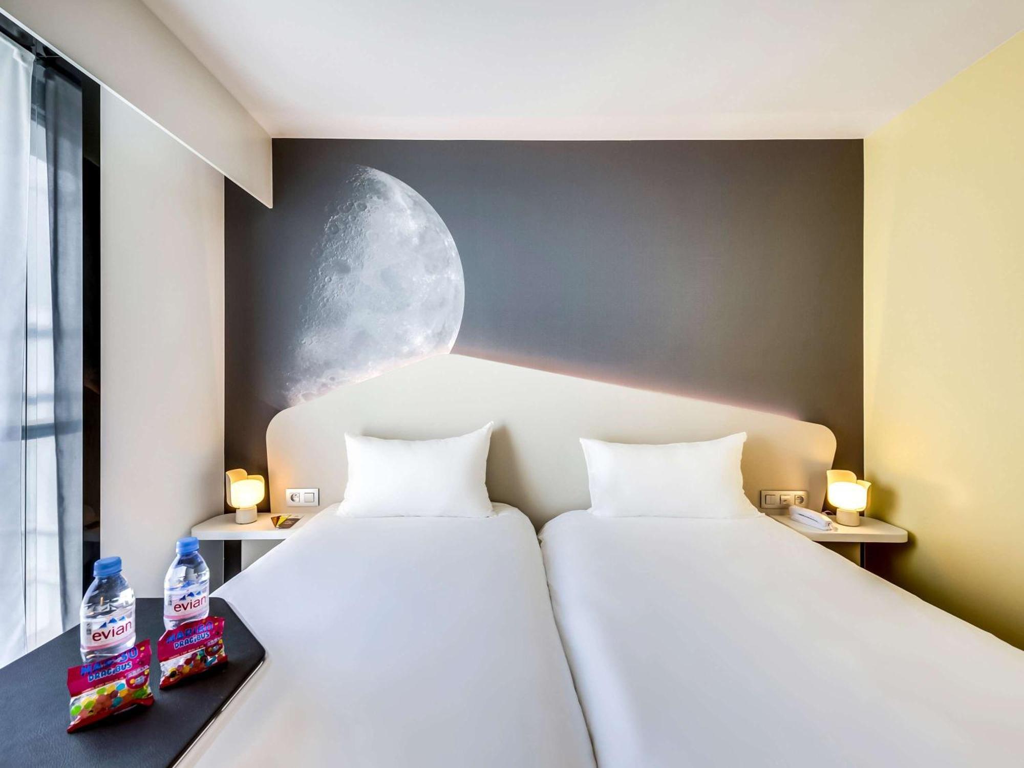 Hotel Ibis Styles Paris Charles De Gaulle Airport Le Mesnil-Amelot Esterno foto
