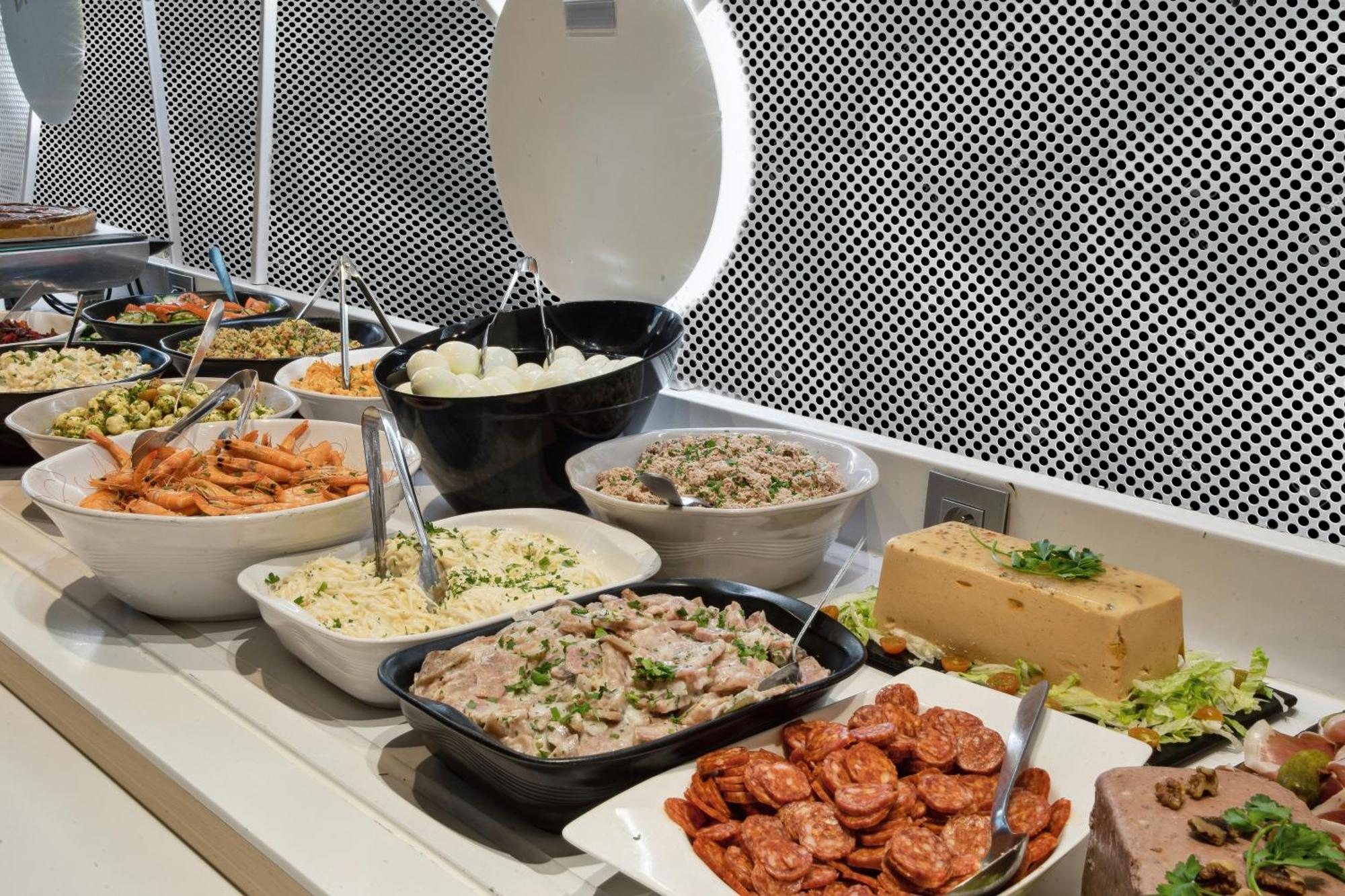 Hotel Ibis Styles Paris Charles De Gaulle Airport Le Mesnil-Amelot Esterno foto